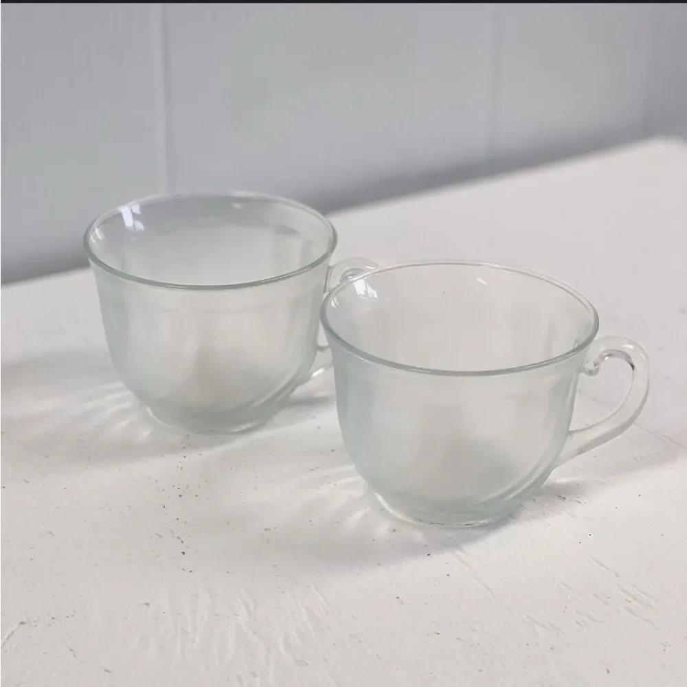 (8) Vintage Arcoroc France Swirl Tea Punch Cup